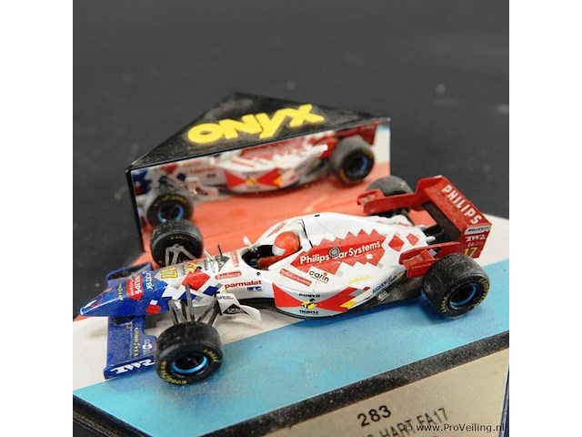 Die-cast schaalmodel van de onyx 283 arrows hart fa17 bestuurd door de nederlandse coureur jos verstappen tijdens de braziliaanse grand prix van 1996 - afbeelding 2 van  5