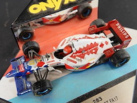 Die-cast schaalmodel van de onyx 283 arrows hart fa17 bestuurd door de nederlandse coureur jos verstappen tijdens de braziliaanse grand prix van 1996 - afbeelding 3 van  5