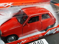 Die-cast schaalmodel van een renault 5 (r5) - afbeelding 2 van  5