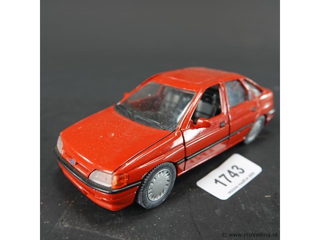 Die-cast schabak ford escort - afbeelding 1 van  5
