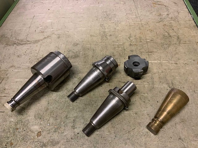 Diebold gereedschapskast met inhoud - afbeelding 11 van  13