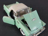 Diecast schaalmodel ford ss thunderbird van het bouwjaar 1955 - afbeelding 4 van  5