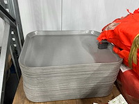 Dienbladen en divers - afbeelding 4 van  4