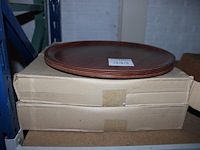 Dienbladen met doorsnede 43 cm. ca. 25 stuks. - afbeelding 1 van  2