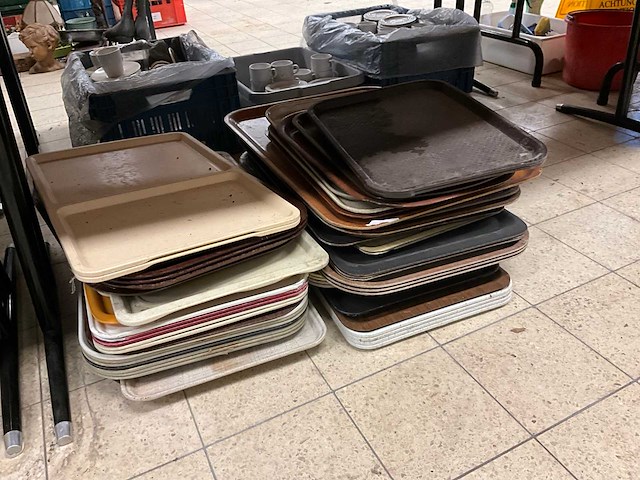 Dienbladen - afbeelding 1 van  2