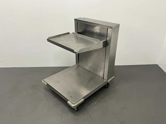 Dienbladenstapelaar - afbeelding 1 van  6