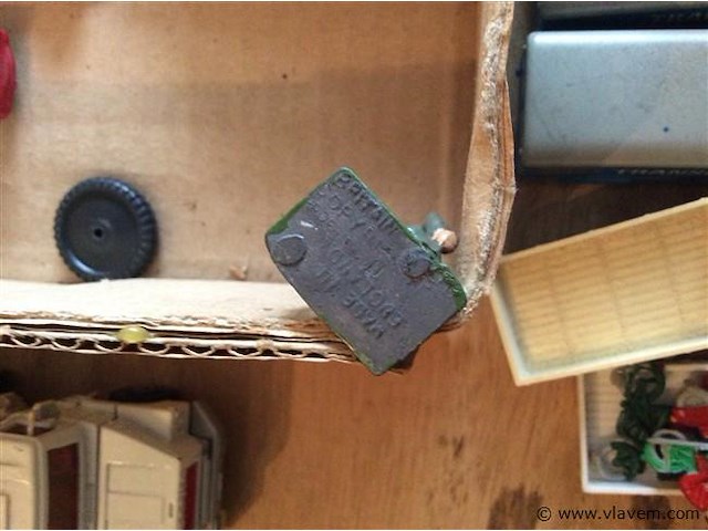 Dierentemmer tin - afbeelding 4 van  4