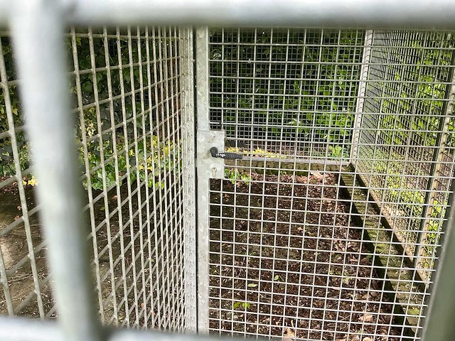 Dierenverblijf zware gegalvaniseerde panelen - afbeelding 4 van  17