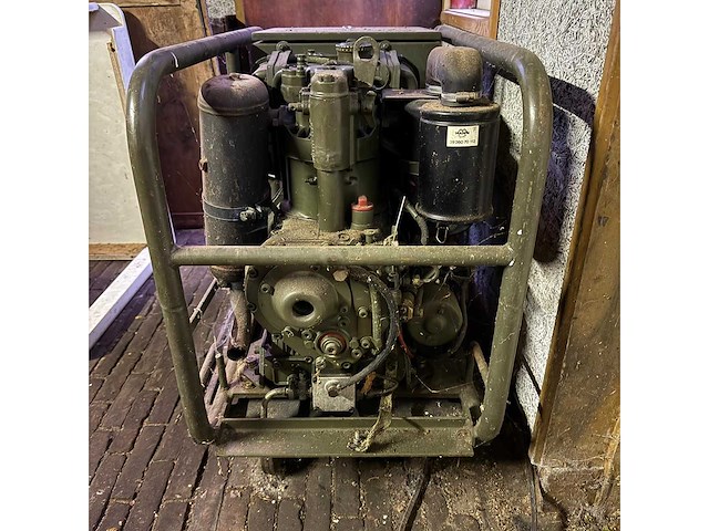 Diesel aggregaat nato - afbeelding 5 van  5