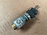 Diesel engine component - afbeelding 1 van  3