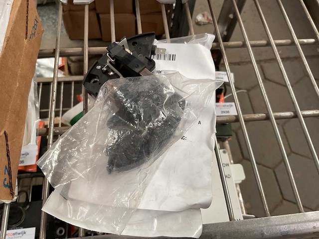 Diesel engine part (2x) - afbeelding 5 van  5