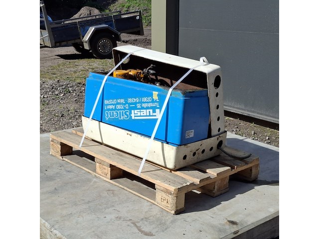 Diesel generator fuest silent - afbeelding 8 van  14