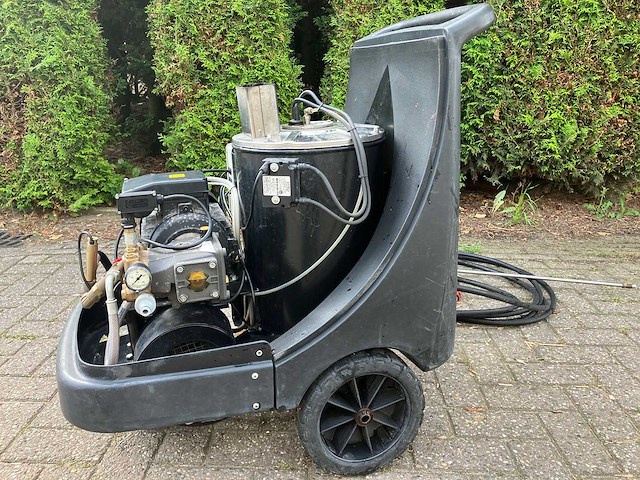 Diesel gestookte heet water-onkruidbestrijder - afbeelding 4 van  6