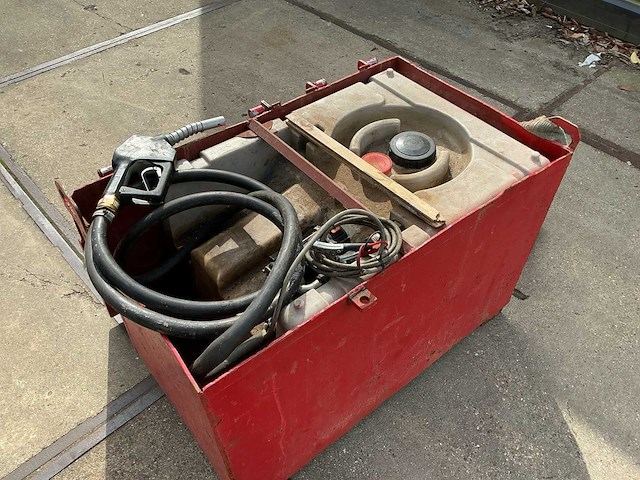 Diesel olie tank 12v - afbeelding 3 van  7