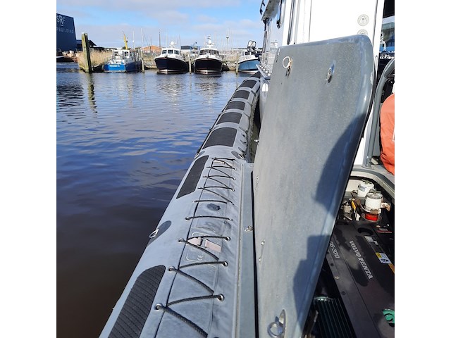 Diesel rib met 2x volvo penta d6-370, mst, frisc rib 1200wh rr901, 2015 - afbeelding 21 van  70