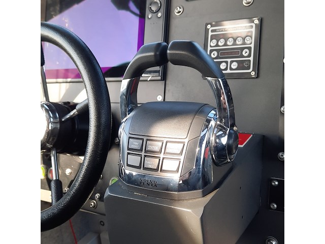Diesel rib met 2x volvo penta d6-370, mst, frisc rib 1200wh rr901, 2015 - afbeelding 41 van  70