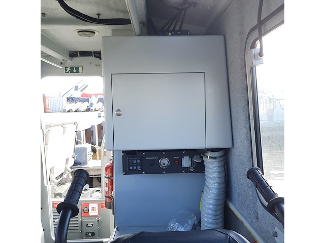 Diesel rib met 2x volvo penta d6-370, mst, frisc rib 1200wh rr901, 2015 - afbeelding 51 van  70
