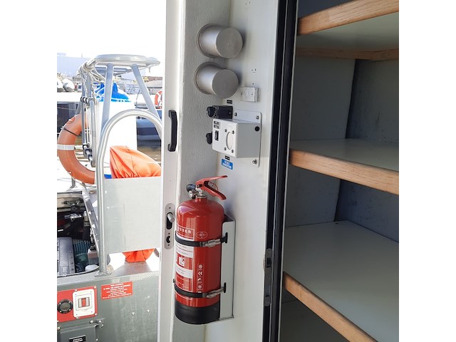 Diesel rib met 2x volvo penta d6-370, mst, frisc rib 1200wh rr901, 2015 - afbeelding 53 van  70