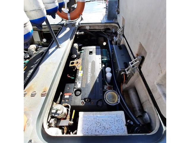 Diesel rib met 2x volvo penta d6-370, mst, frisc rib 1200wh rr901, 2015 - afbeelding 58 van  70