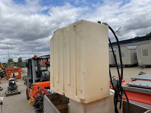Diesel tank (4x) - afbeelding 5 van  11