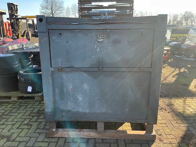 Diesel tank tankstationapparatuur +-1000l - afbeelding 2 van  7