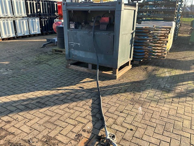 Diesel tank tankstationapparatuur +-1000l - afbeelding 8 van  8