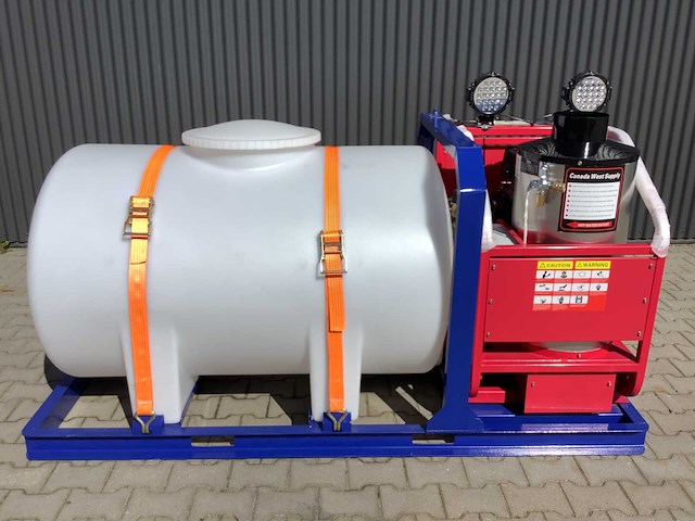 Diesel warmwater hogedrukreiniger met tank - afbeelding 1 van  4