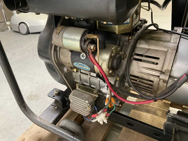 Dieselgenerator - afbeelding 3 van  14