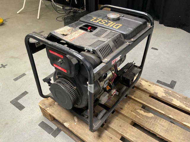 Dieselgenerator - afbeelding 10 van  14