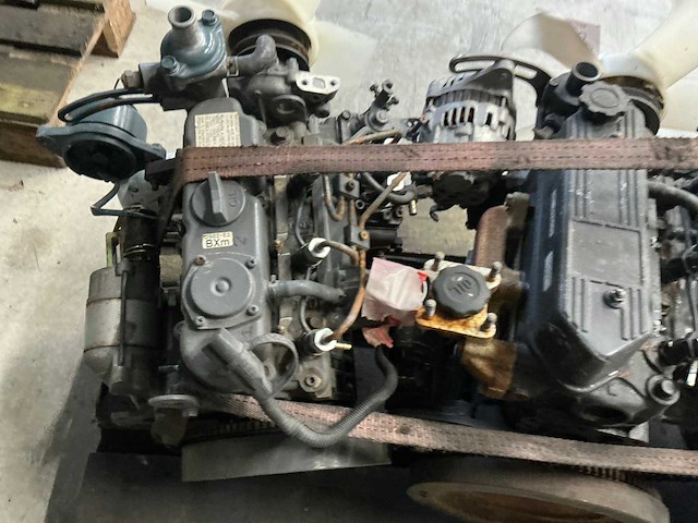 Dieselmotor (3x) - afbeelding 7 van  11