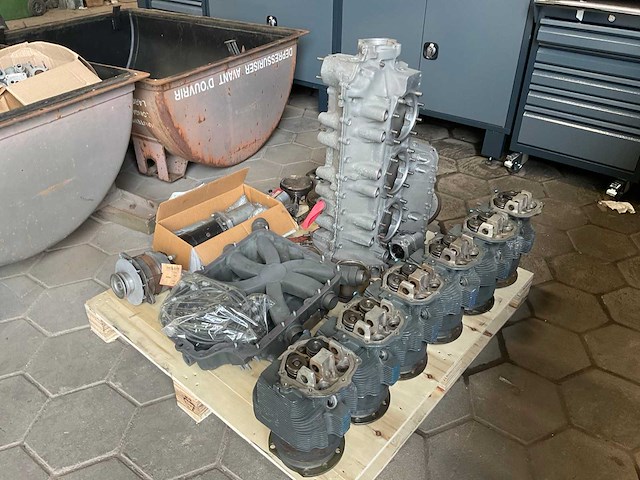 Dieselmotor onderdelen - afbeelding 3 van  3