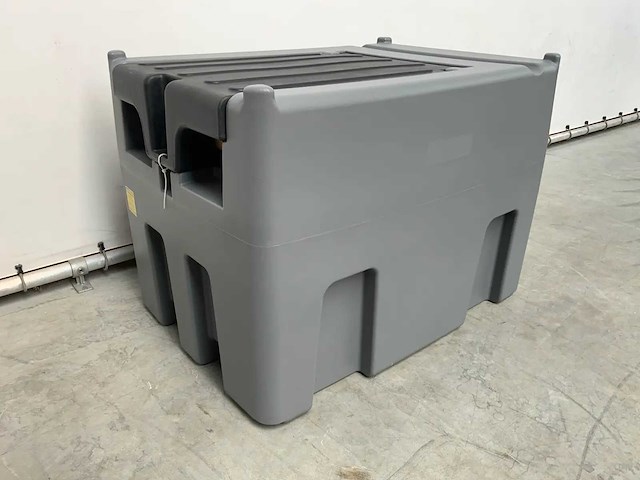 Dieseltank - 400l - mobiel - 12v - afbeelding 4 van  7