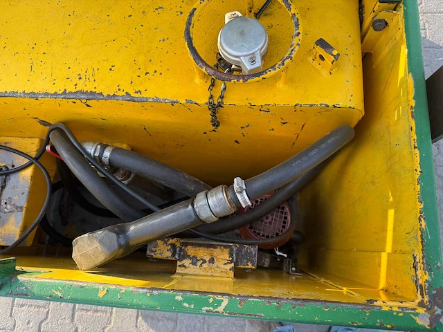 Dieseltank 1000l - afbeelding 7 van  8