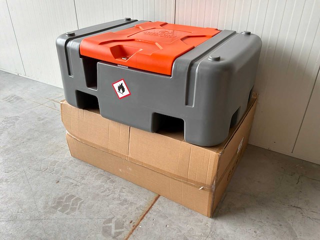 Dieseltank 210l (4x) - afbeelding 1 van  10