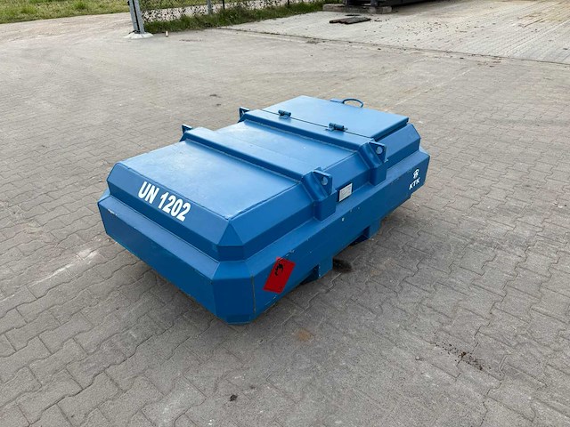 Dieseltank 580l - afbeelding 1 van  7