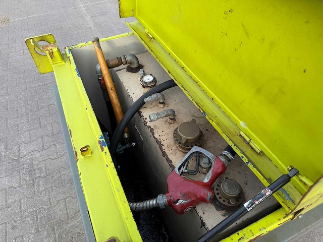 Dieseltank 750l - afbeelding 4 van  9