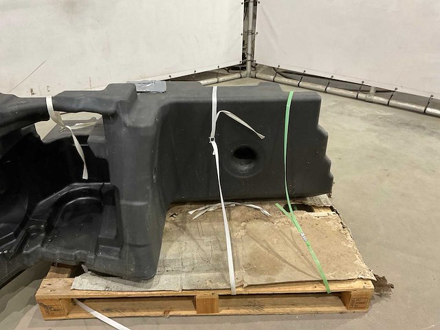 Dieseltank - afbeelding 5 van  8