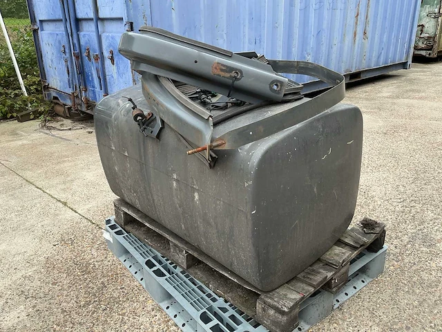 Dieseltank - afbeelding 4 van  6