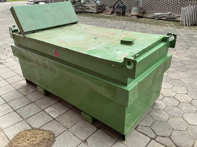Dieseltank - afbeelding 8 van  12