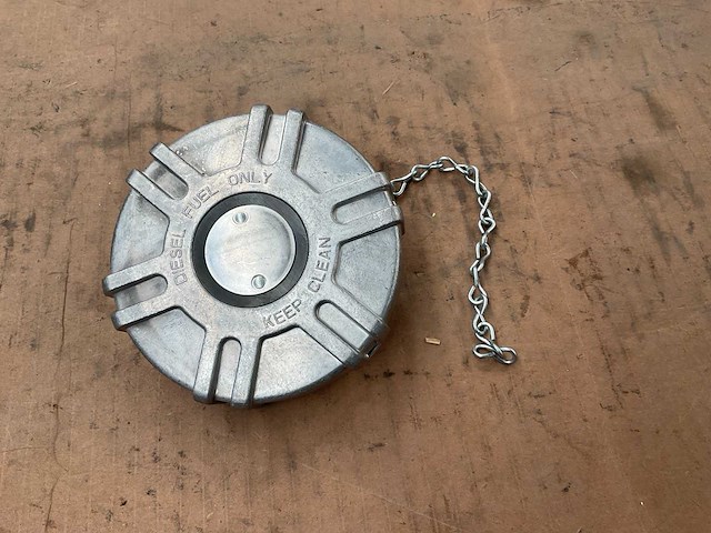 Dieseltankdop - afbeelding 1 van  3