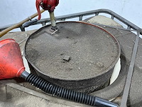 Dieselvat met pomp - afbeelding 4 van  6