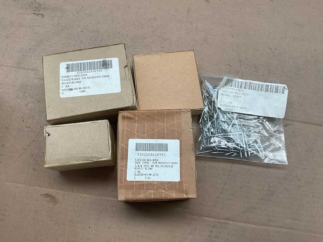 Different blind rivet - afbeelding 2 van  2