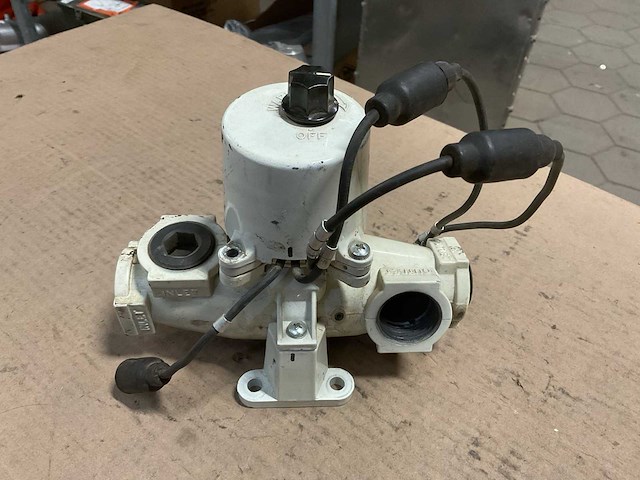 Different heater parts (6x) - afbeelding 1 van  6