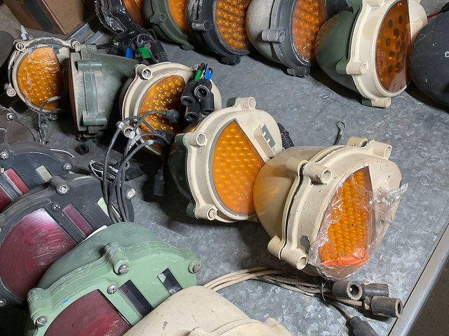 Different parking lights (5x) - afbeelding 1 van  2