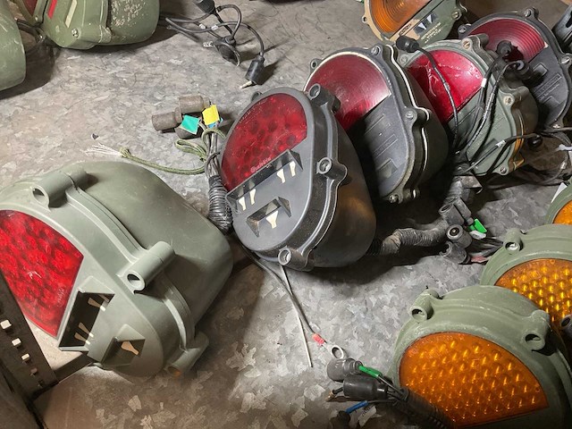 Different tail lights (5x) - afbeelding 2 van  2