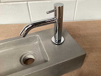 Differnz ethan toiletfontein met chroom garnituur, complete set - afbeelding 1 van  1