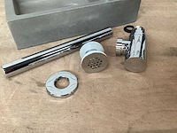 Differnz ethan toiletfontein met chroom garnituur, gebogen uitloop, complete set - afbeelding 1 van  2