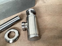 Differnz ethan toiletfontein met mat rvs garnituur, complete set - afbeelding 2 van  4