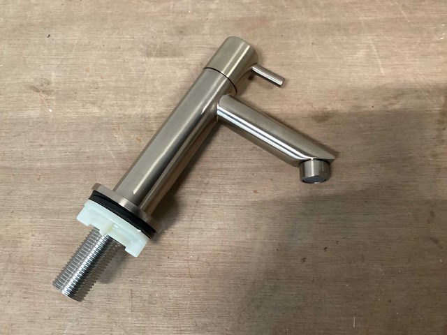 Differnz koudwater fonteinkraan gunmetal - afbeelding 1 van  3