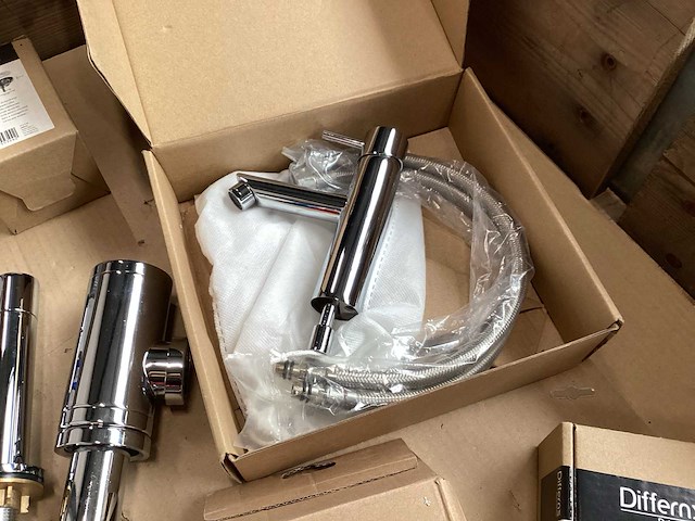 Differnz mix kavel diverse sanitair - afbeelding 3 van  5